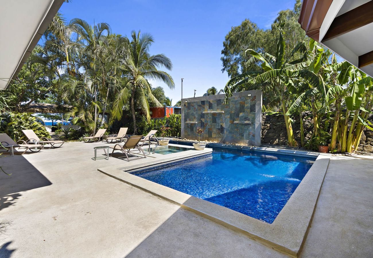 Ferienhaus in Potrero - Beachfront 7BR House w/ Large Pool, Firepit & BBQ • Bella Catalina