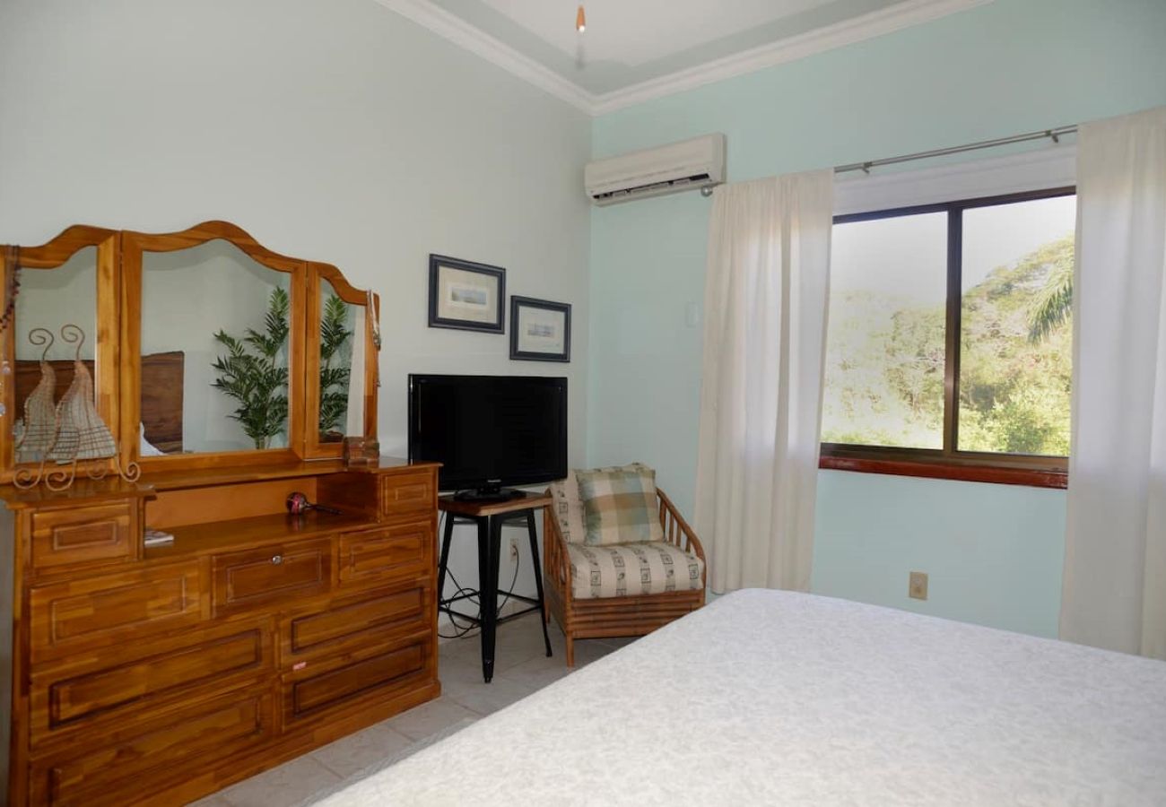 Residenz in Potrero - Pacific Beach 12 - Ferienwohnung mit herrlichem Blick vom 2. Stock aus auf das schöne Playa Potrero