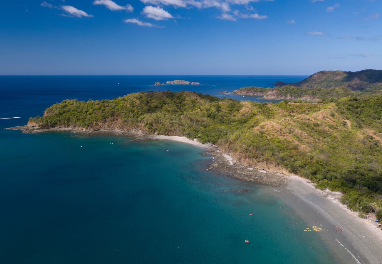 Villa in Las Catalinas - Las Catalinas - 5 bedroom luxury beachfront home - Casa Alouatta