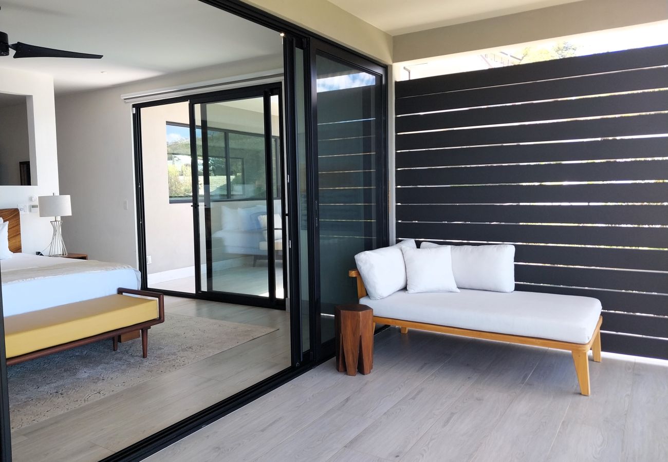 Villa in Playa Flamingo - Mar Vista Villa-sleeps 16-infinity pool-Ocean View - luxury Casa de Iluminacion