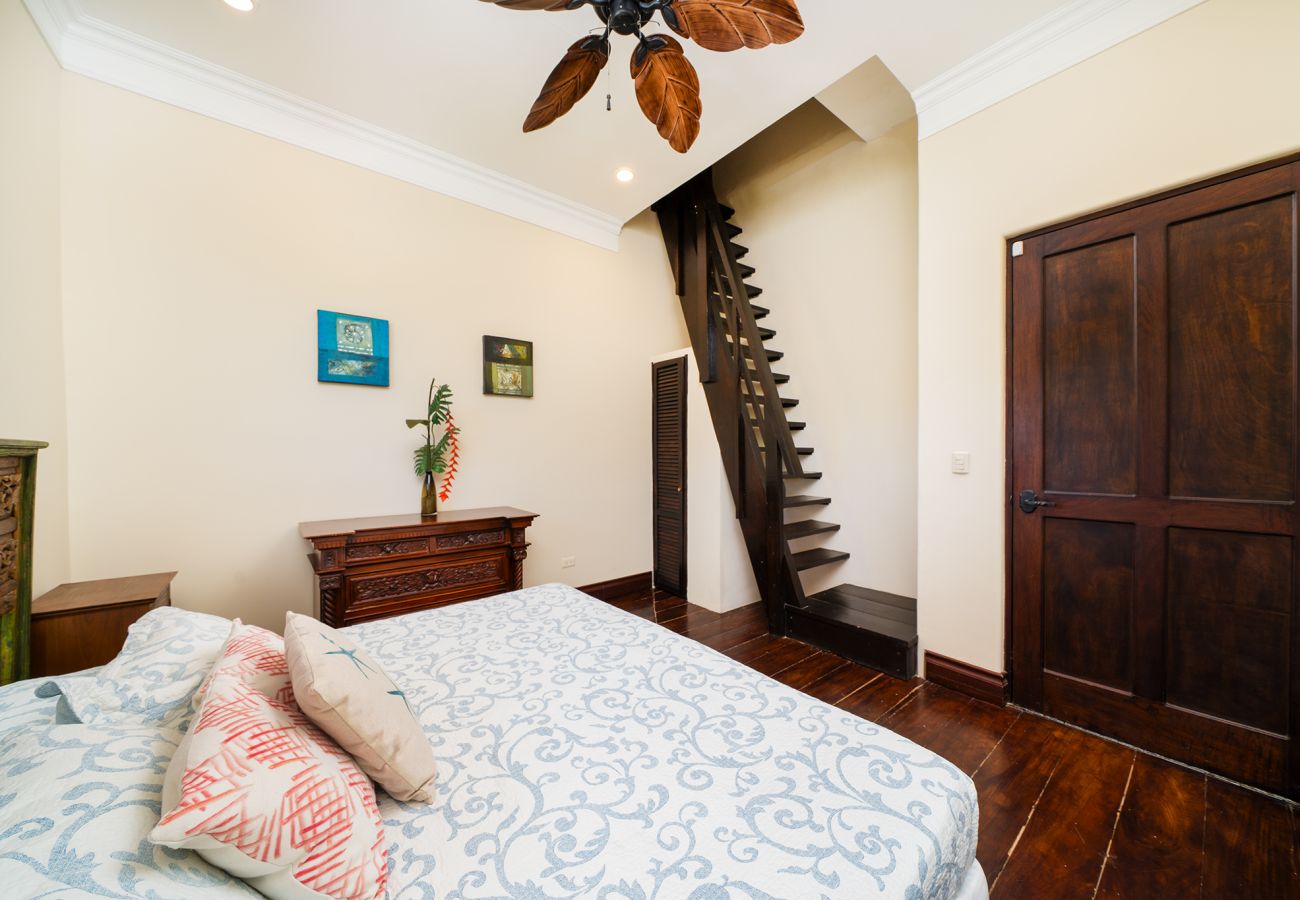 Villa in Potrero - Beachfront Estate | Private Chef, 9 BR, Sleeps 26 - Casa Taj