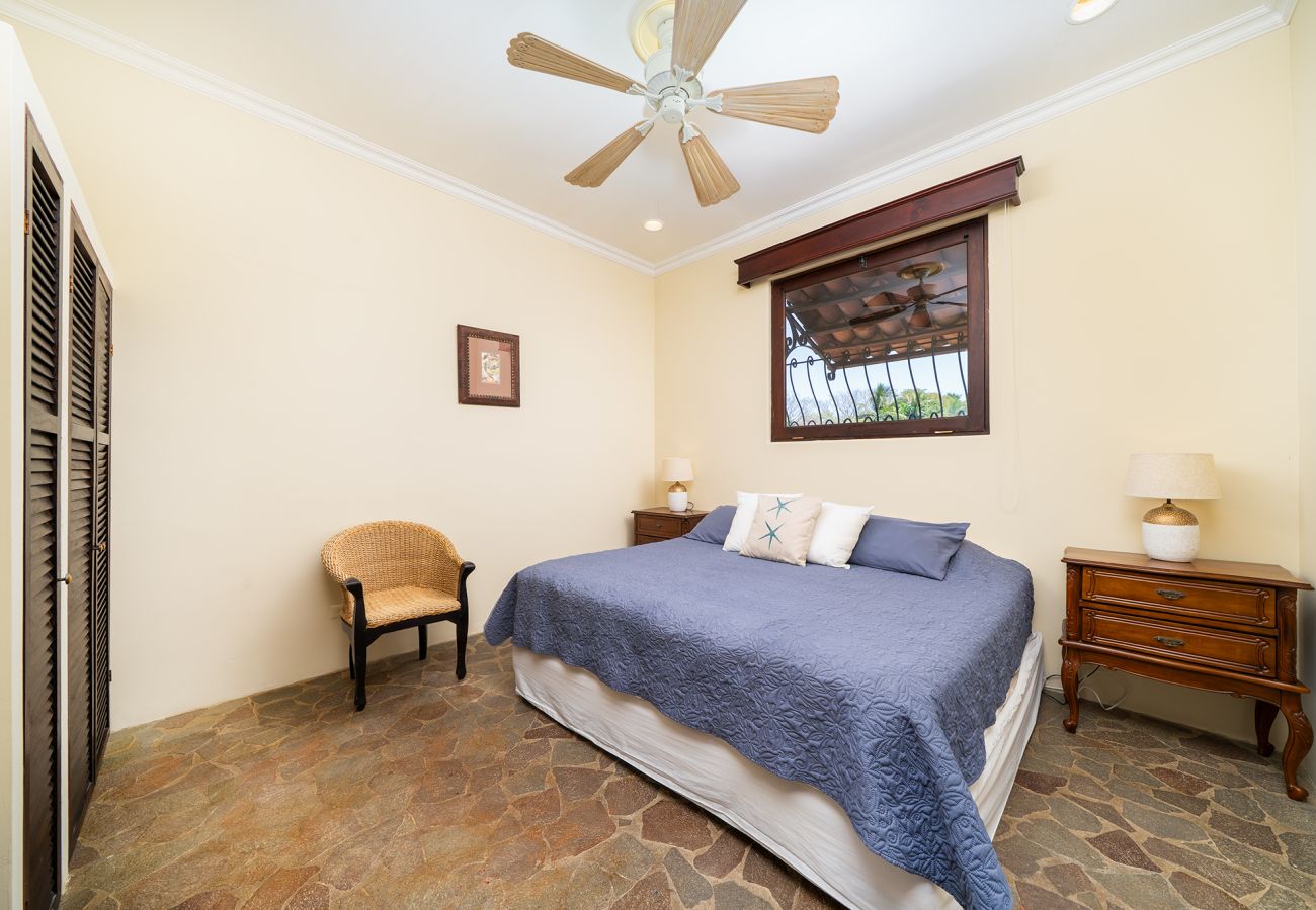 Villa in Potrero - Beachfront Estate | Private Chef, 9 BR, Sleeps 26 - Casa Taj