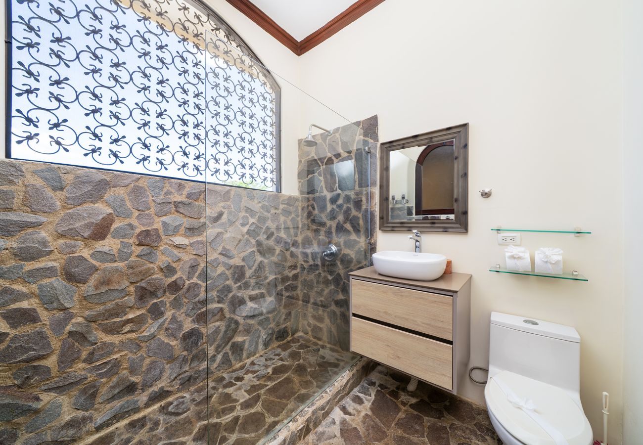 Villa in Potrero - Beachfront Estate | Private Chef, 9 BR, Sleeps 26 - Casa Taj