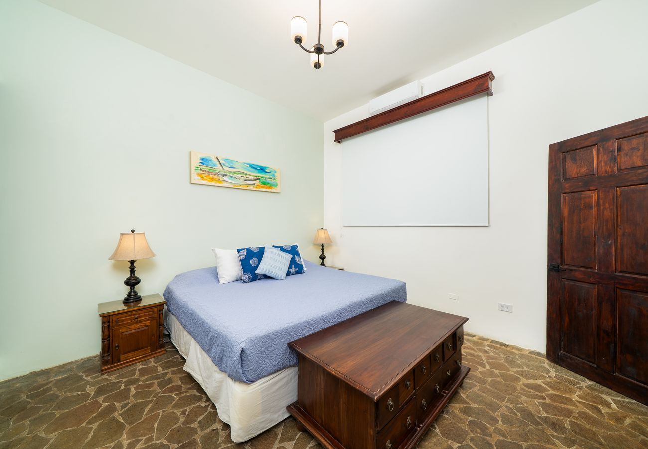 Villa in Potrero - Beachfront Estate | Private Chef, 9 BR, Sleeps 26 - Casa Taj