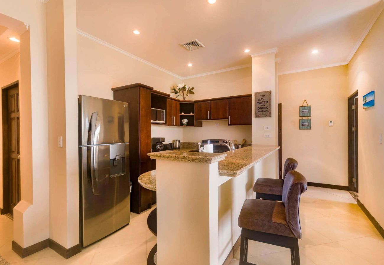 Residenz in Playa Flamingo - Oceanview•Balcony•2 Pools•Parking•Kitchen•Washer/D - Flamingo Towers 17