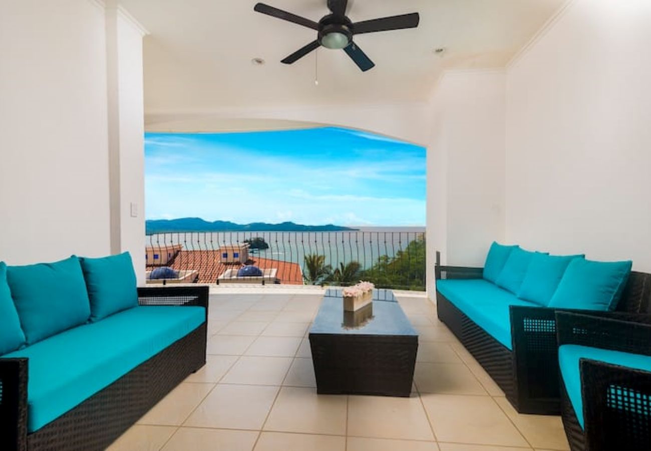 Residenz in Playa Flamingo - Oceanview•Balcony•2 Pools•Parking•Kitchen•Washer/D - Flamingo Towers 17