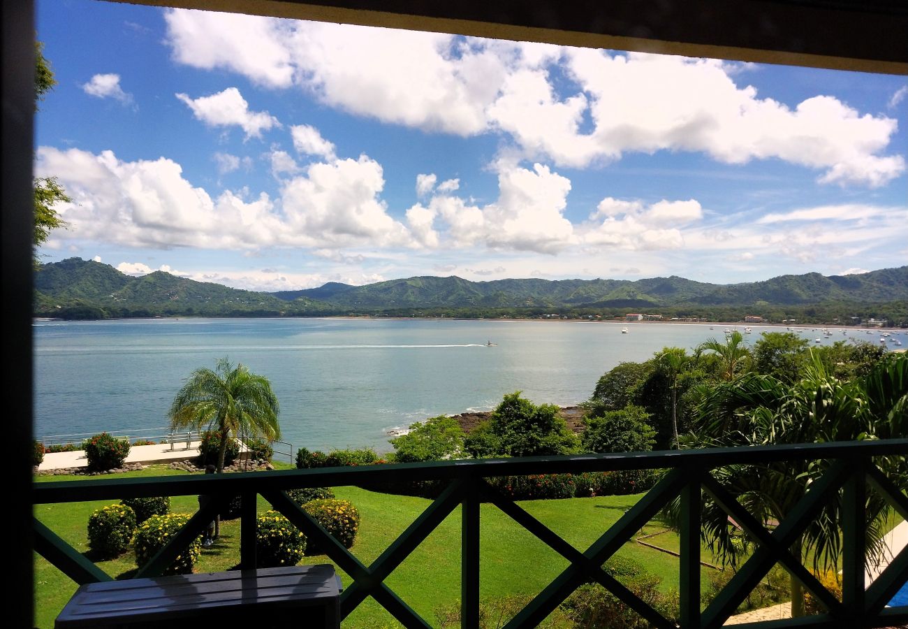 Residenz in Playa Flamingo - Flamingo Center: 2 BR condo w| gorgeous bay views - Punta Plata 521