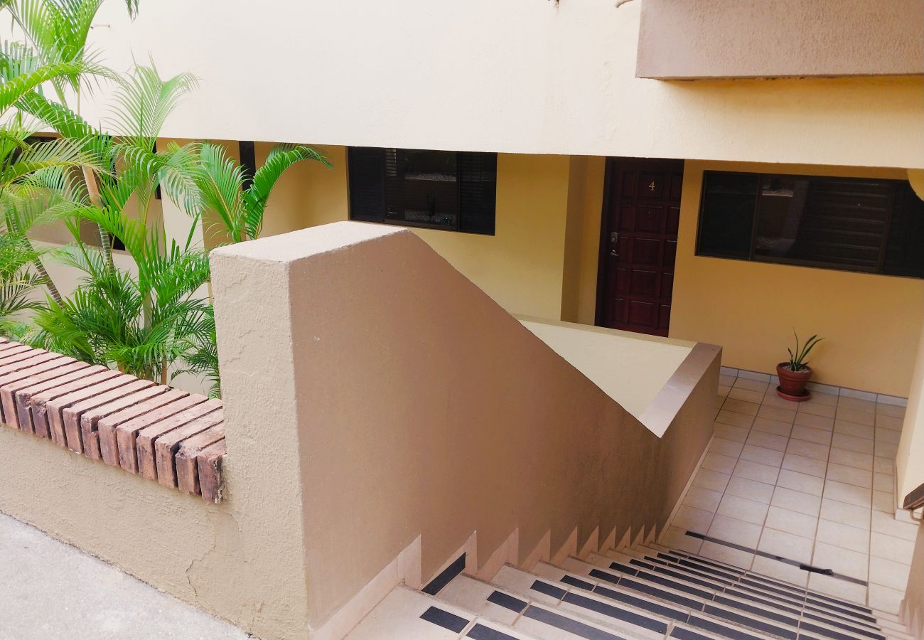 Residenz in Playa Flamingo - 5mins to Marina-Oceanview-Full Kitchen-Pool-AC-Gym – Presidential Suites 4