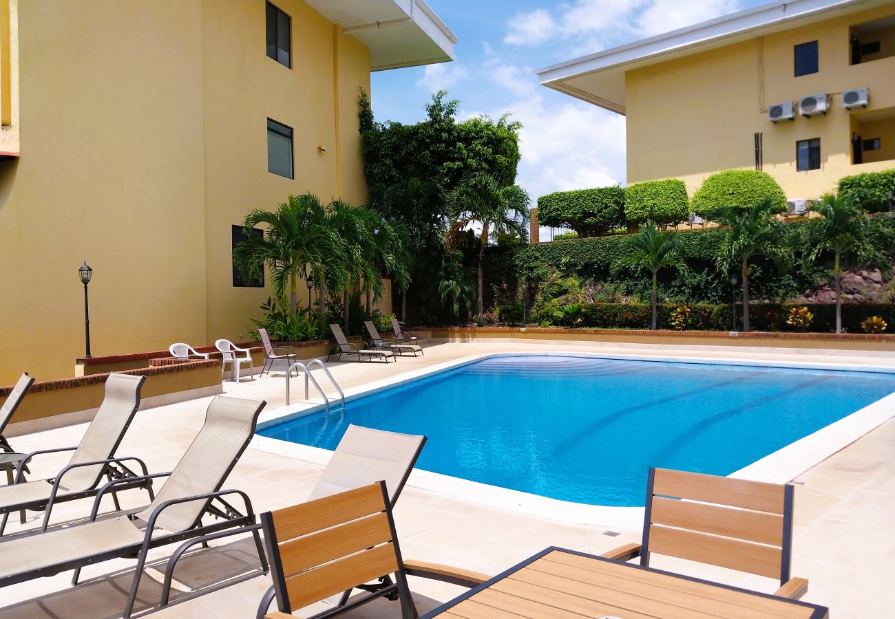 Residenz in Playa Flamingo - 5mins to Marina-Oceanview-Full Kitchen-Pool-AC-Gym – Presidential Suites 4