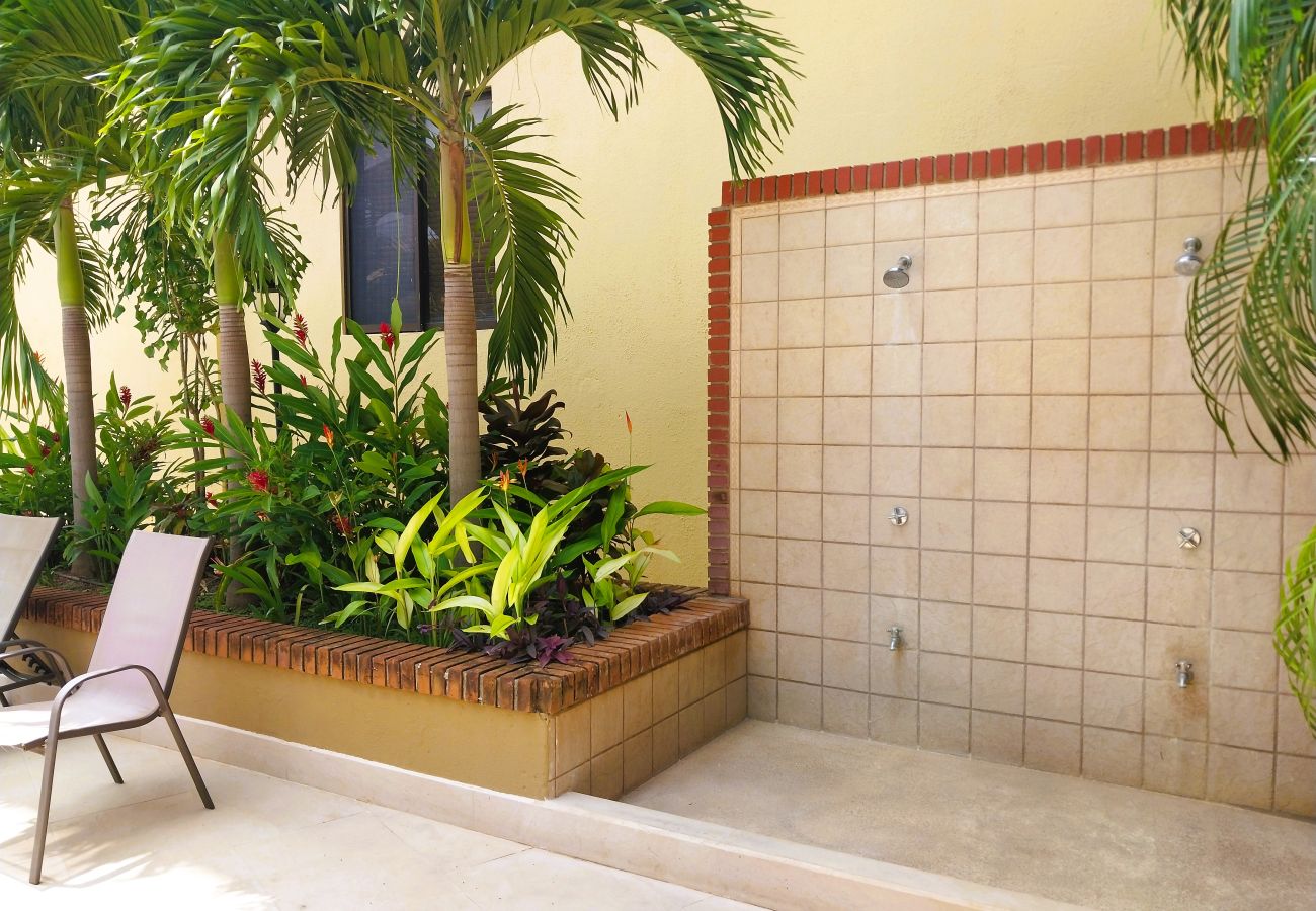 Residenz in Playa Flamingo - 5mins to Marina-Oceanview-Full Kitchen-Pool-AC-Gym – Presidential Suites 4