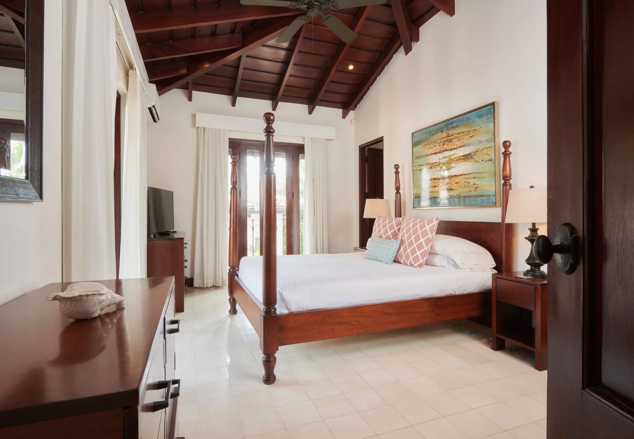 Ferienhaus in Las Catalinas - 2-Min to Beach | Private Pool & 360° Rooftop Views - Casa Cazenovia 3 Bedroom Home