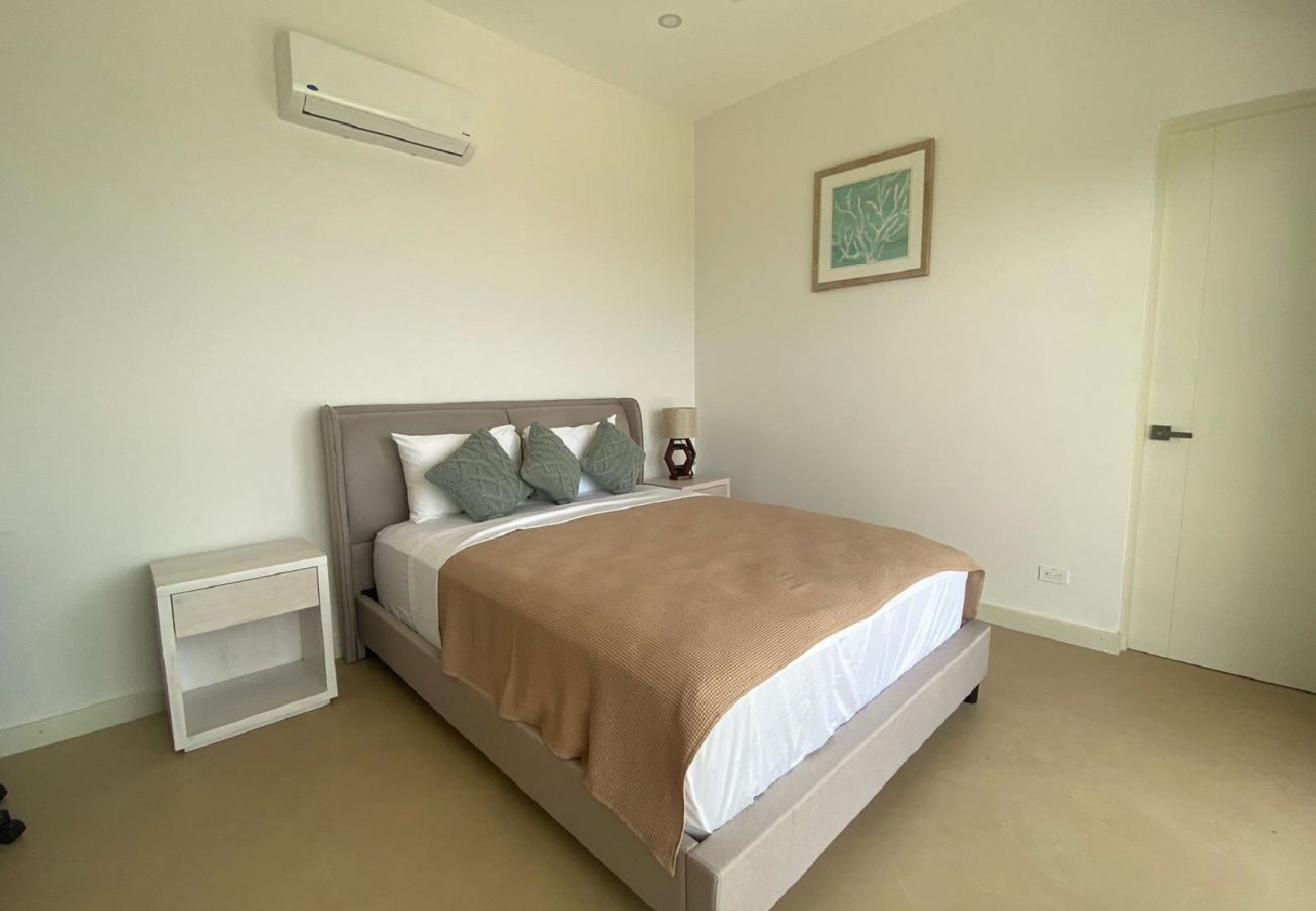 Ferienhaus in Playa Flamingo - 2 BR Home in Mar Vista-Pool-Balcony-Ocean View-BBQ: Casa Ayla B