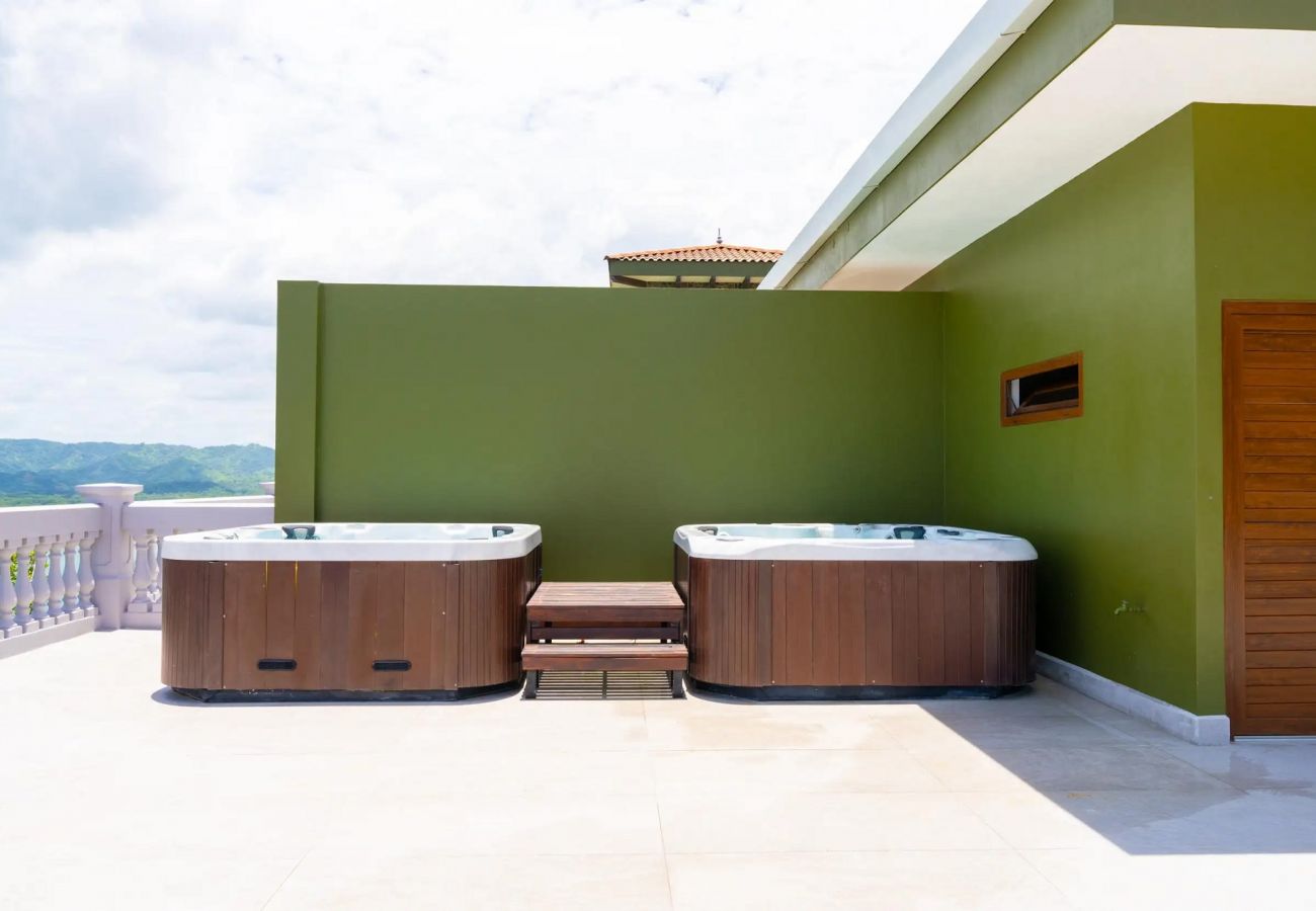 Residenz in Playa Flamingo - Flamingo Bliss: Ocean-View Condo in Luxury Complex - 360 Splendor 204