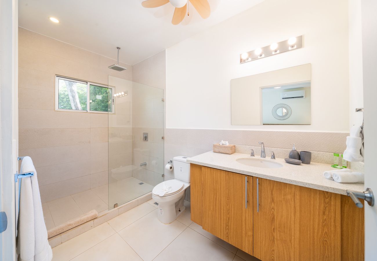 Residenz in Potrero - Modern 2BR/2BA Condo w| Proximity to Beach & Town - Casa Blanca 6