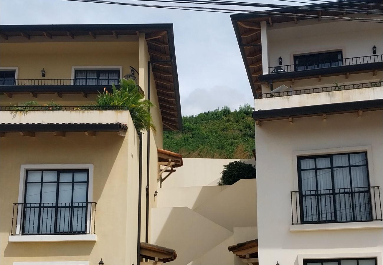 Residenz in Las Catalinas - New 2BR Condo in Las Catalinas beachtown: El Prado