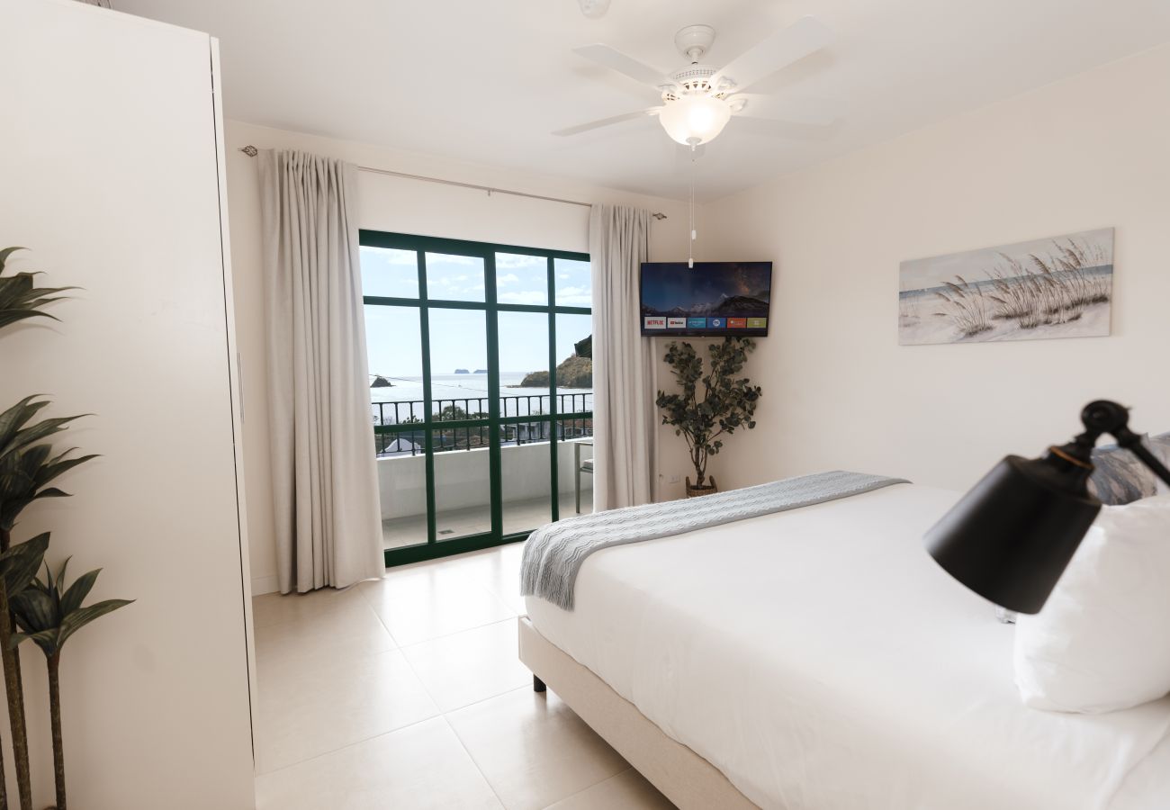Residenz in Las Catalinas - New 2BR Condo in Las Catalinas beachtown: El Prado