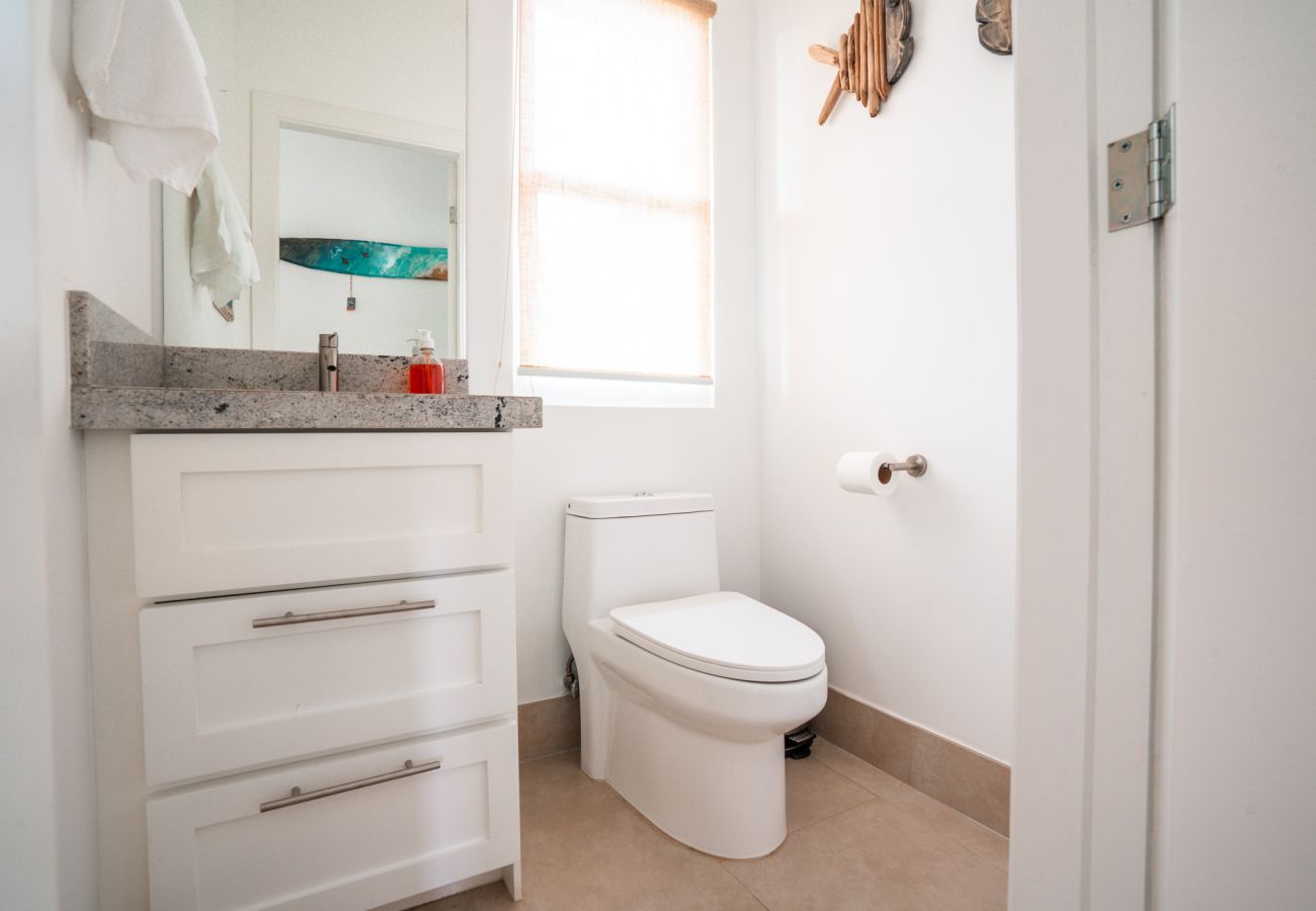 Ferienhaus in Playa Flamingo - Luxe 3BR home in Mar Vista: Casa Gran Vista