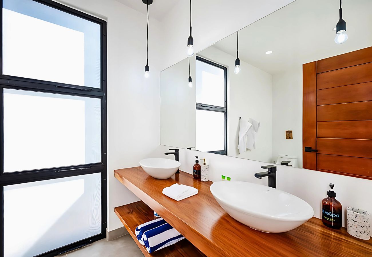 Ferienhaus in Potrero - BBQ*Pool*Fireplace*Backyard*King*Smart TV*Potrero - Casa Mobula