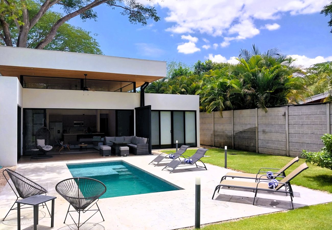Ferienhaus in Potrero - BBQ*Pool*Fireplace*Backyard*King*Smart TV*Potrero - Casa Mobula
