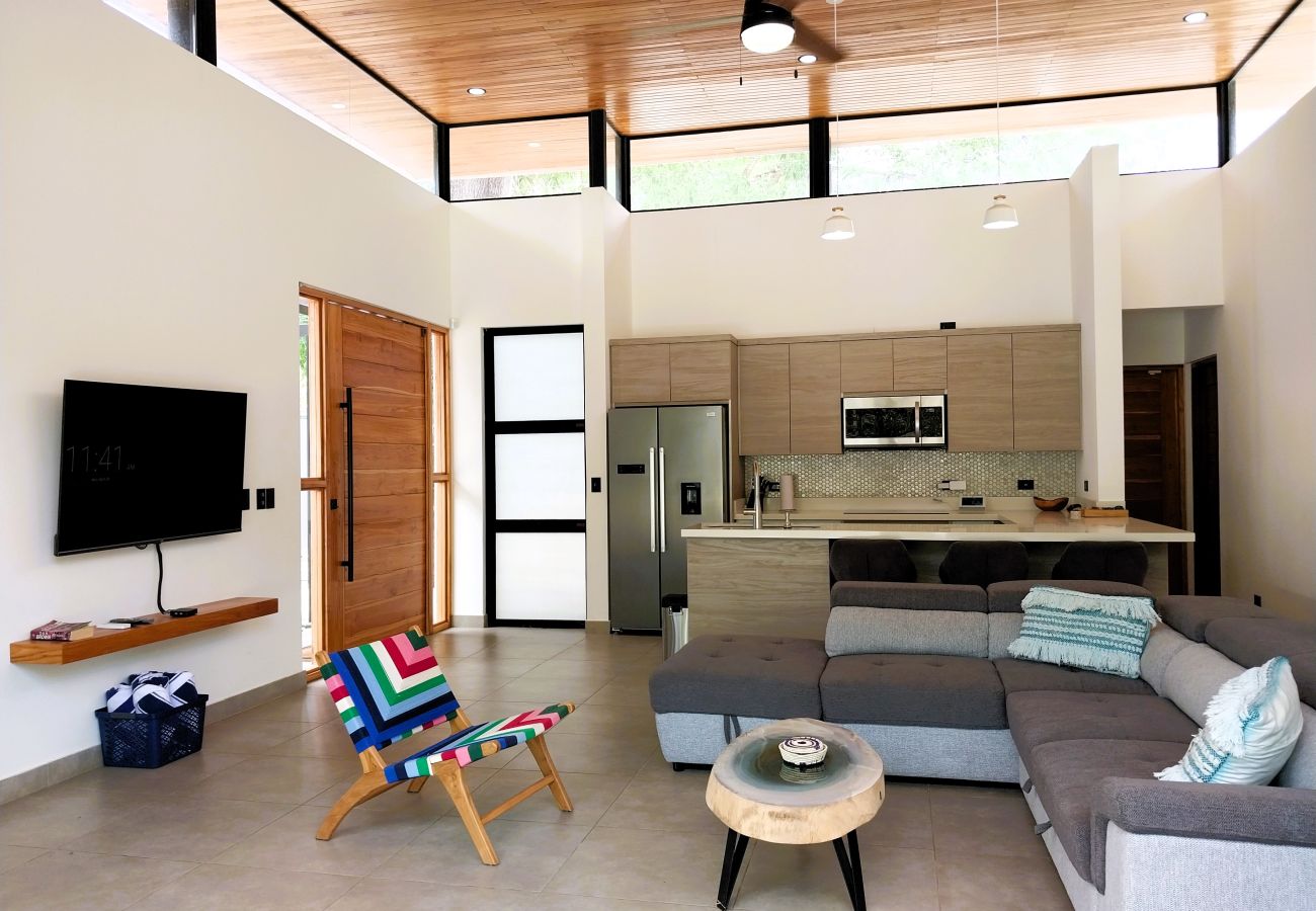 Ferienhaus in Potrero - BBQ*Pool*Fireplace*Backyard*King*Smart TV*Potrero - Casa Mobula