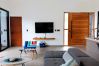 Ferienhaus in Potrero - BBQ*Pool*Fireplace*Backyard*King*Smart TV*Potrero - Casa Mobula