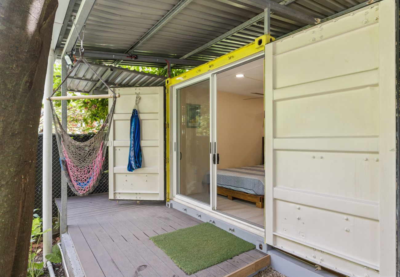 Bungalow in Potrero - 2BR nature home, Pool, 900m Walk to Potrero Beach - Casa Lemonpaloosa