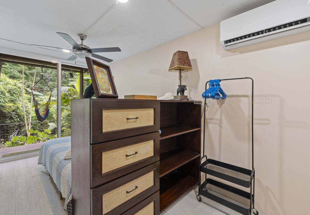Bungalow in Potrero - 2BR nature home, Pool, 900m Walk to Potrero Beach - Casa Lemonpaloosa