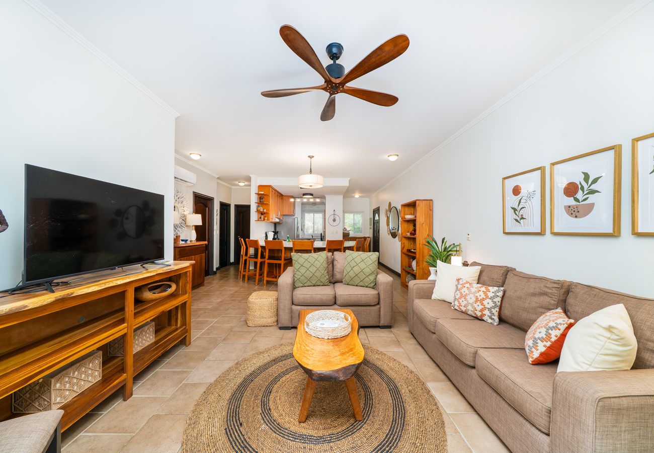 Residenz in Potrero - Ground-Floor Condo w/ Pool, Walk to Potrero Beach - Surfside Tower 101