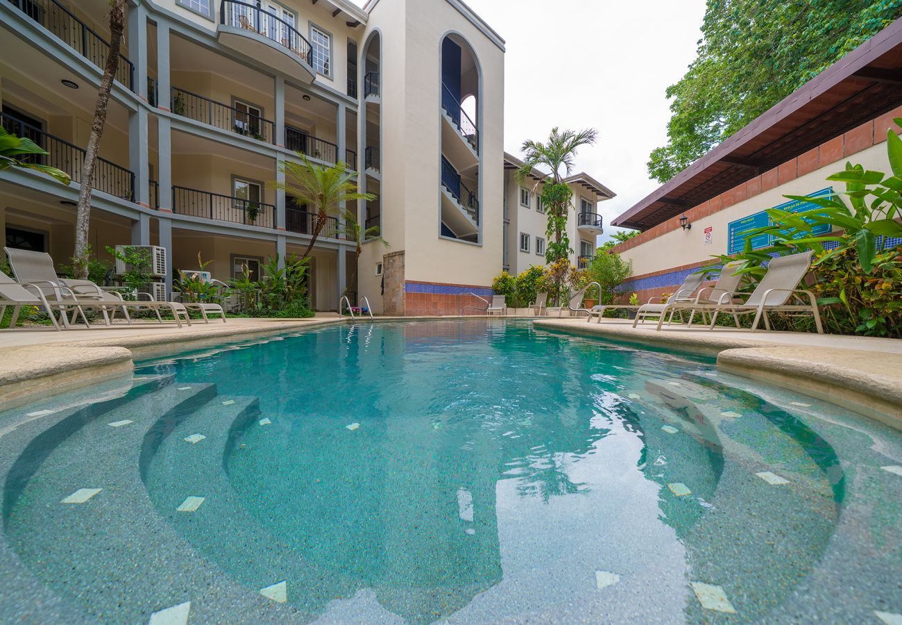 Residenz in Potrero - Ground-Floor Condo w/ Pool, Walk to Potrero Beach - Surfside Tower 101