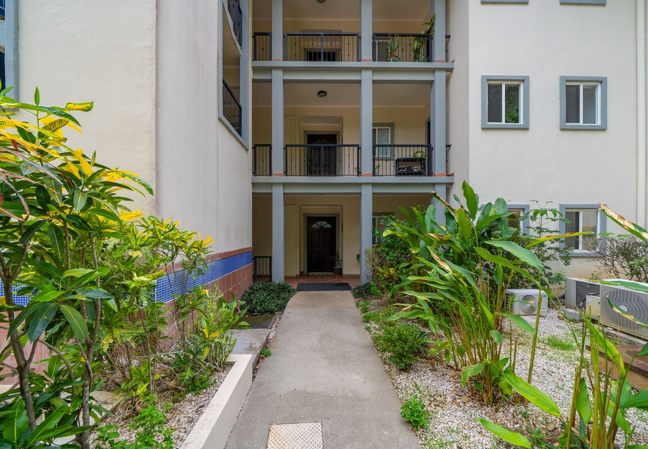 Residenz in Potrero - Ground-Floor Condo w/ Pool, Walk to Potrero Beach - Surfside Tower 101