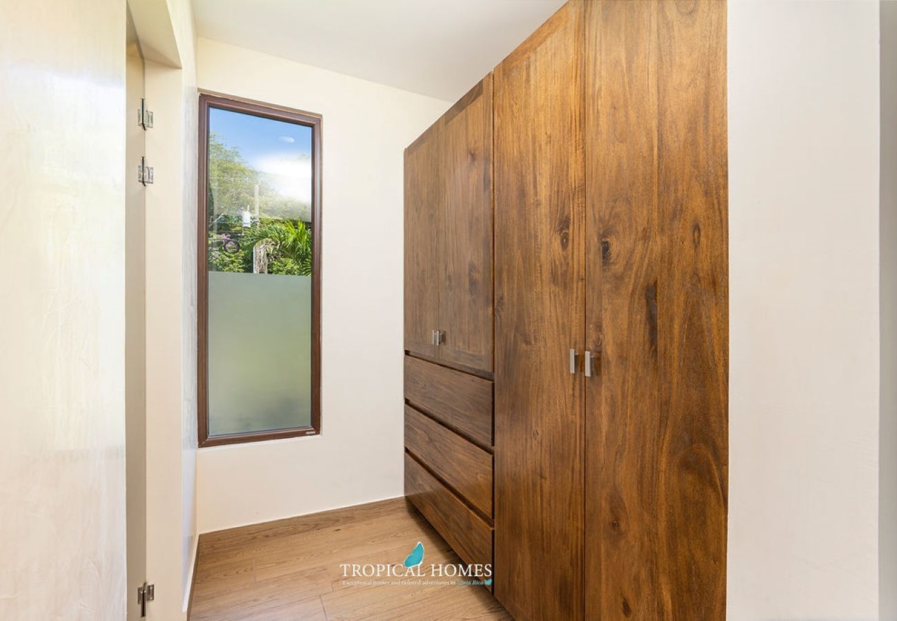 Ferienhaus in Potrero - 3 King Suites | Pool, Outdoor Oasis | Casa Coralis