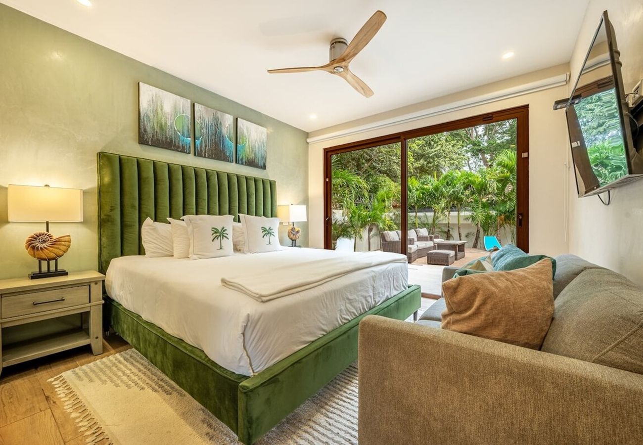 Ferienhaus in Potrero - 3 King Suites | Pool, Outdoor Oasis | Casa Coralis