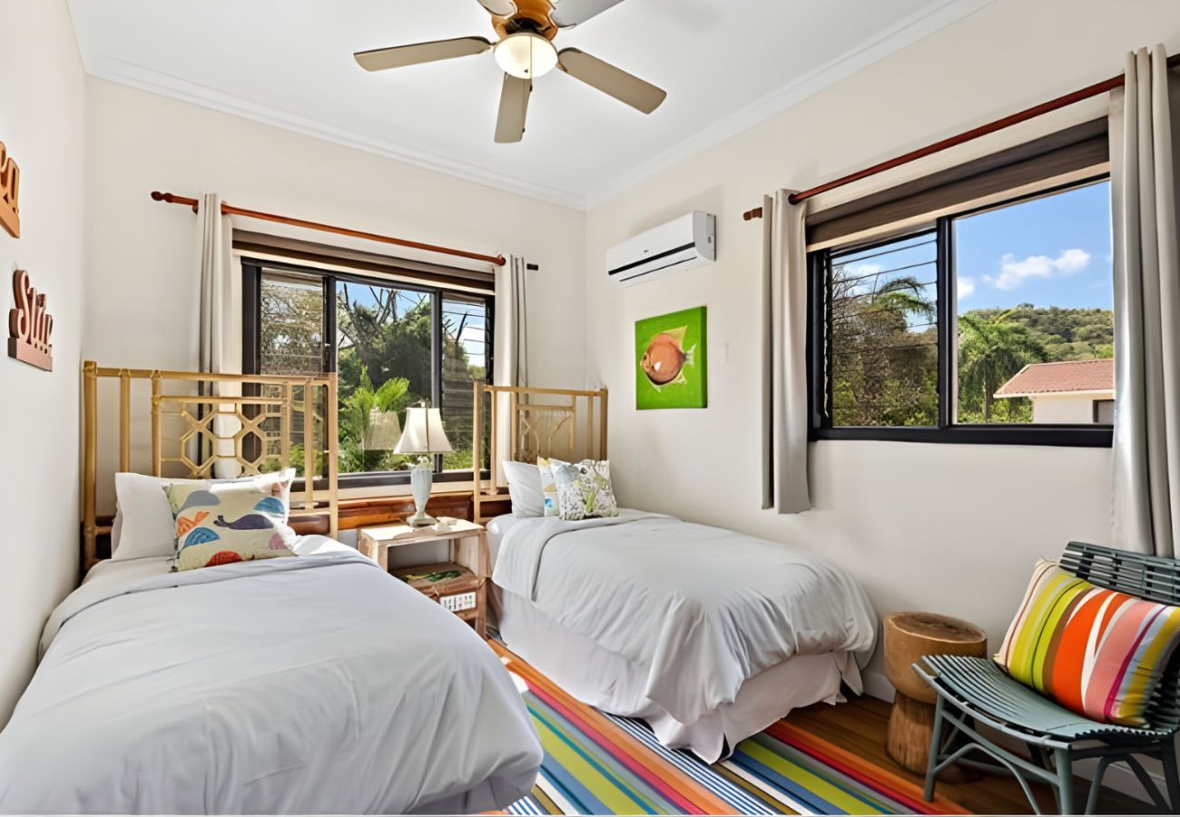 Residenz in Potrero - Beachfront Condo•BBQ•pool•prime location•sleeps 4 - Pacific Beach 9