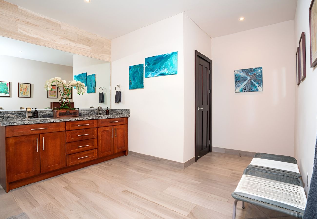 Villa in Playa Flamingo - Mar Vista 6BR Villa | Pool & Panoramic Ocean Views - Casa Vista del Rey