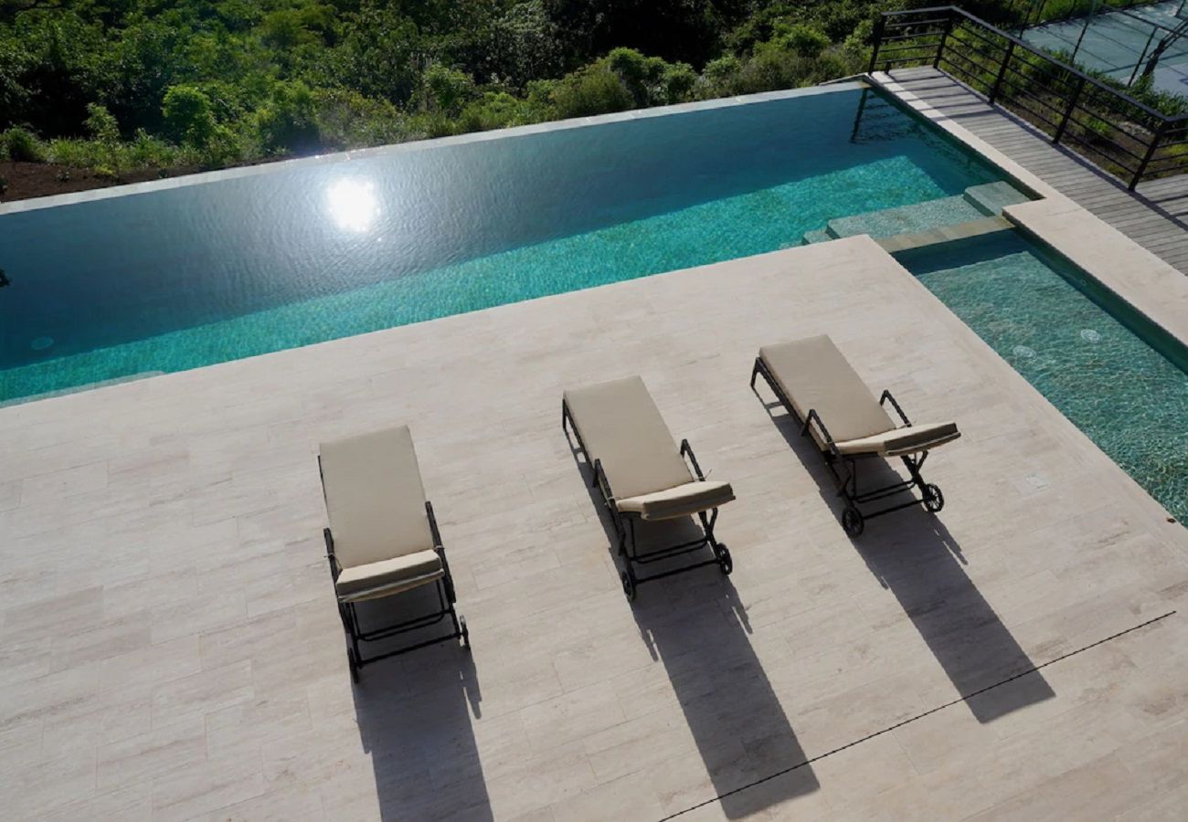 Villa en Playa Flamingo - Mar Vista Villa-sleeps 16-infinity pool-Ocean View - luxury Casa de Iluminacion