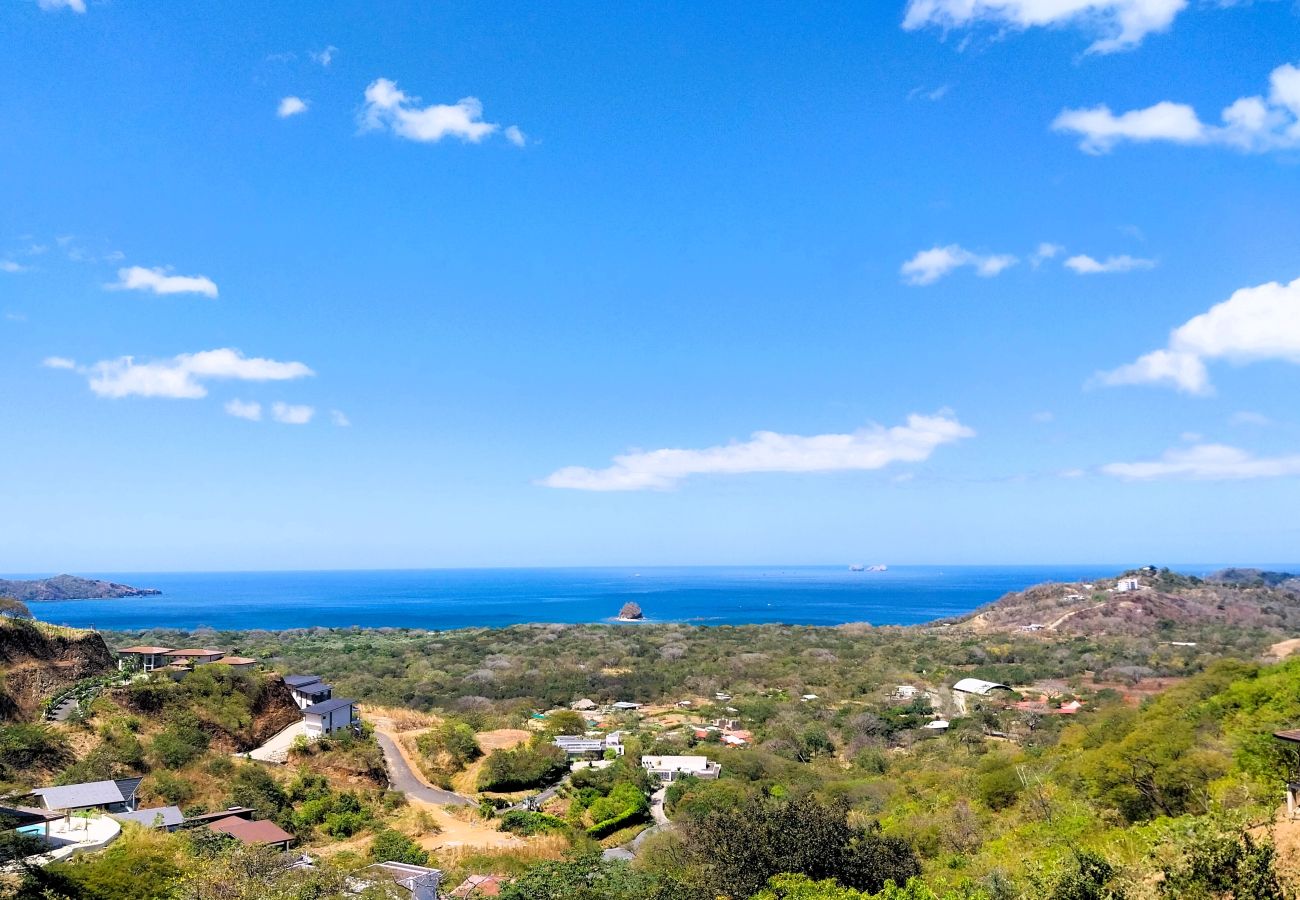 Villa en Playa Flamingo - Mar Vista Villa-sleeps 16-infinity pool-Ocean View - luxury Casa de Iluminacion