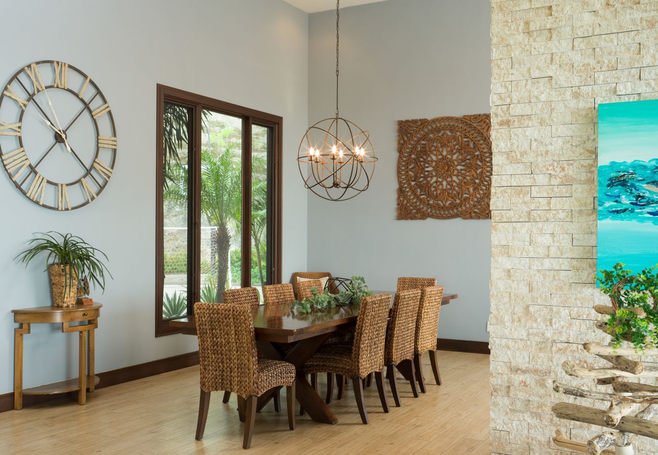 Villa en Playa Flamingo - Exclusive Villa: Gym, Infinity Pool & Housekeeping – Casa Symbiotica