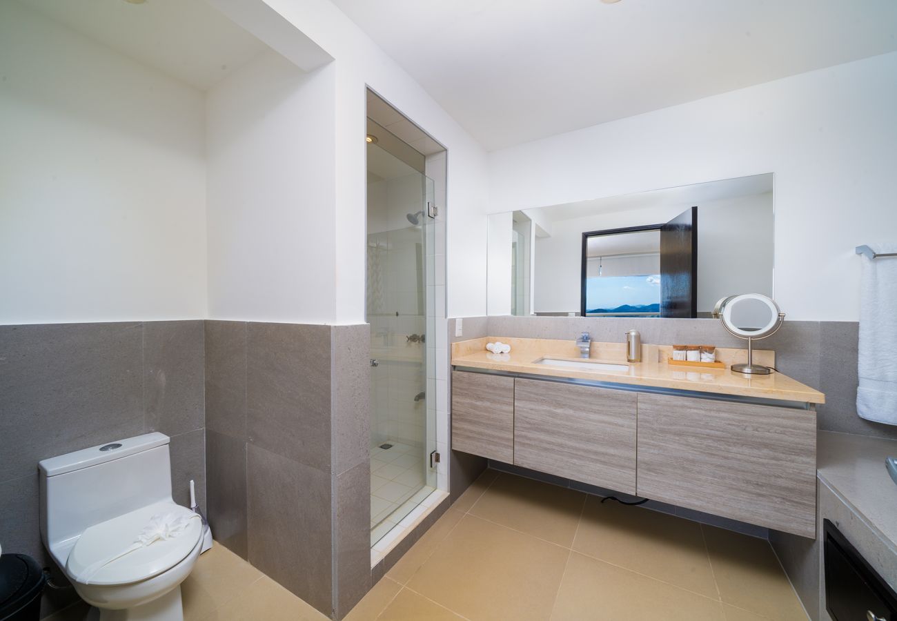 Villa en Potrero - Ocean-View Villa | Stargazing Deck | Infinity Pool – Villa Blanca