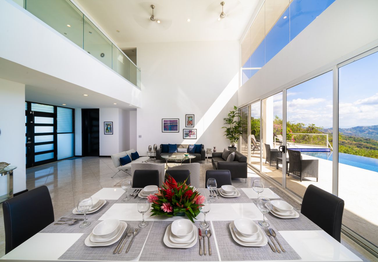 Villa en Potrero - Ocean-View Villa | Stargazing Deck | Infinity Pool – Villa Blanca