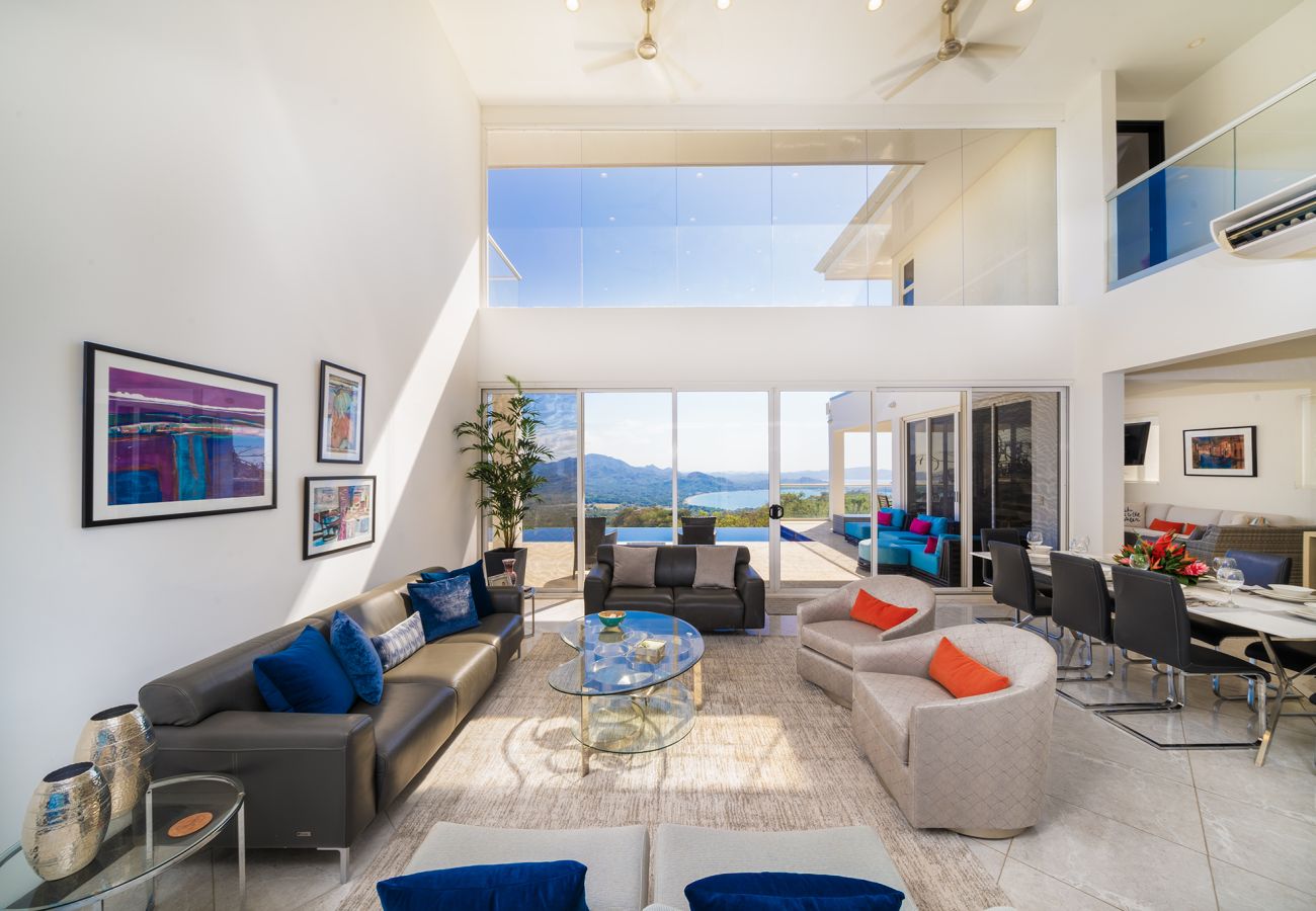 Villa en Potrero - Ocean-View Villa | Stargazing Deck | Infinity Pool – Villa Blanca