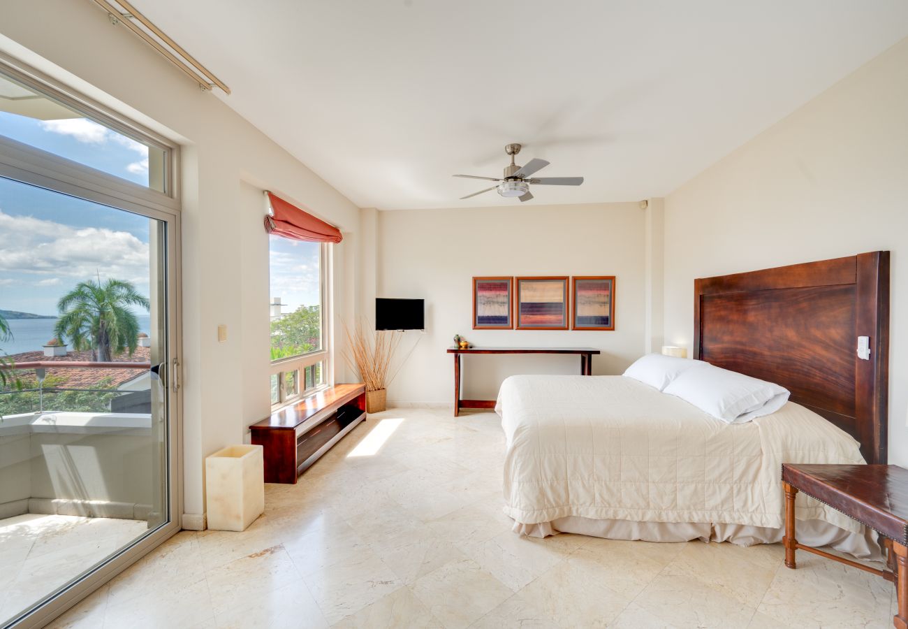 Villa en Playa Flamingo - Playa Flamingo: Oceanside Villa w/ rooftop jacuzzi, private located - Lot Four