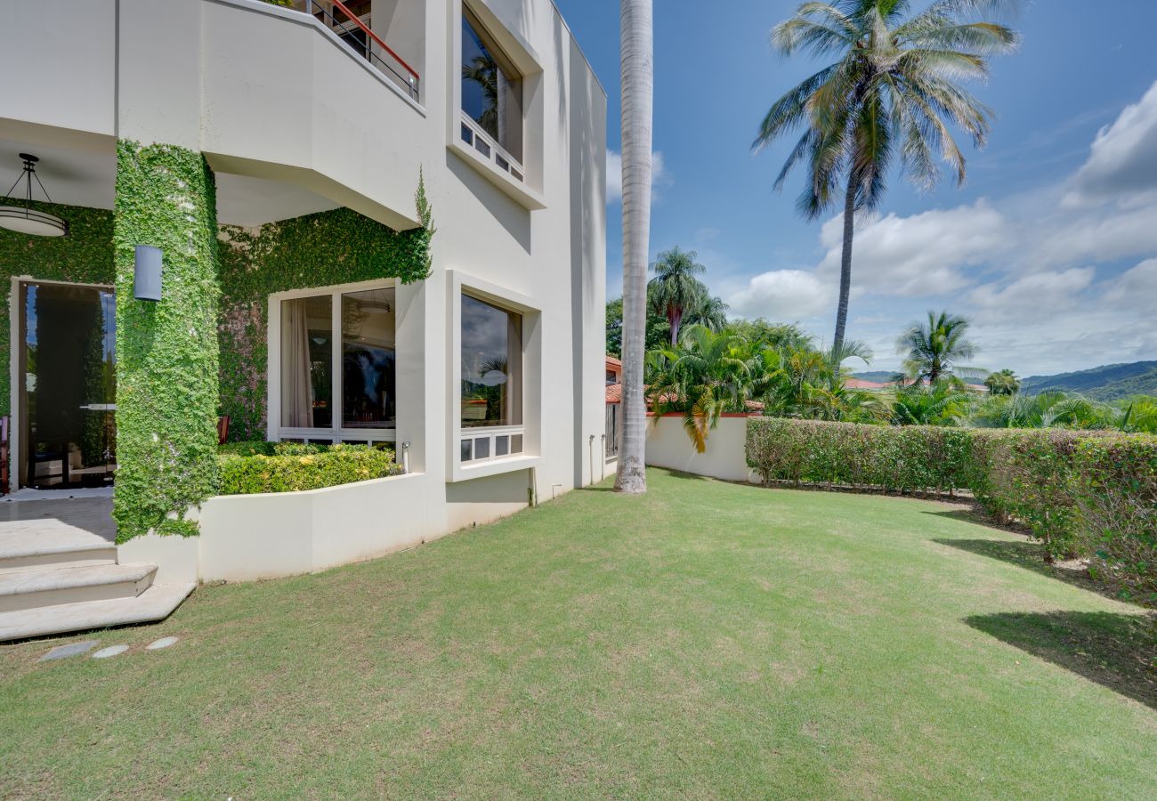 Villa en Playa Flamingo - Playa Flamingo: Oceanside Villa w/ rooftop jacuzzi, private located - Lot Four
