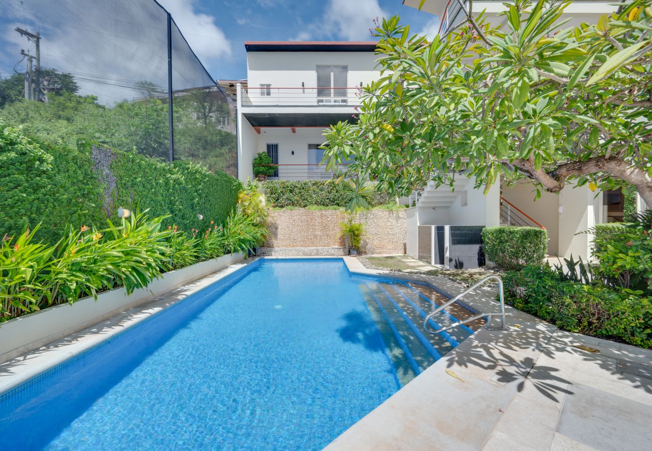 Villa en Playa Flamingo - Playa Flamingo: Oceanside Villa w/ rooftop jacuzzi, private located - Lot Four