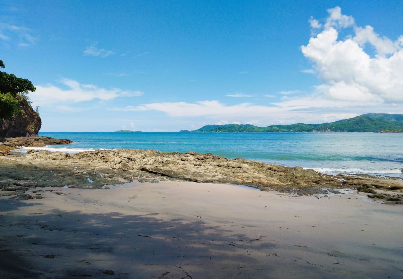 Residencial en Playa Flamingo - Flamingo Center: 2 BR condo w| gorgeous bay views - Punta Plata 521