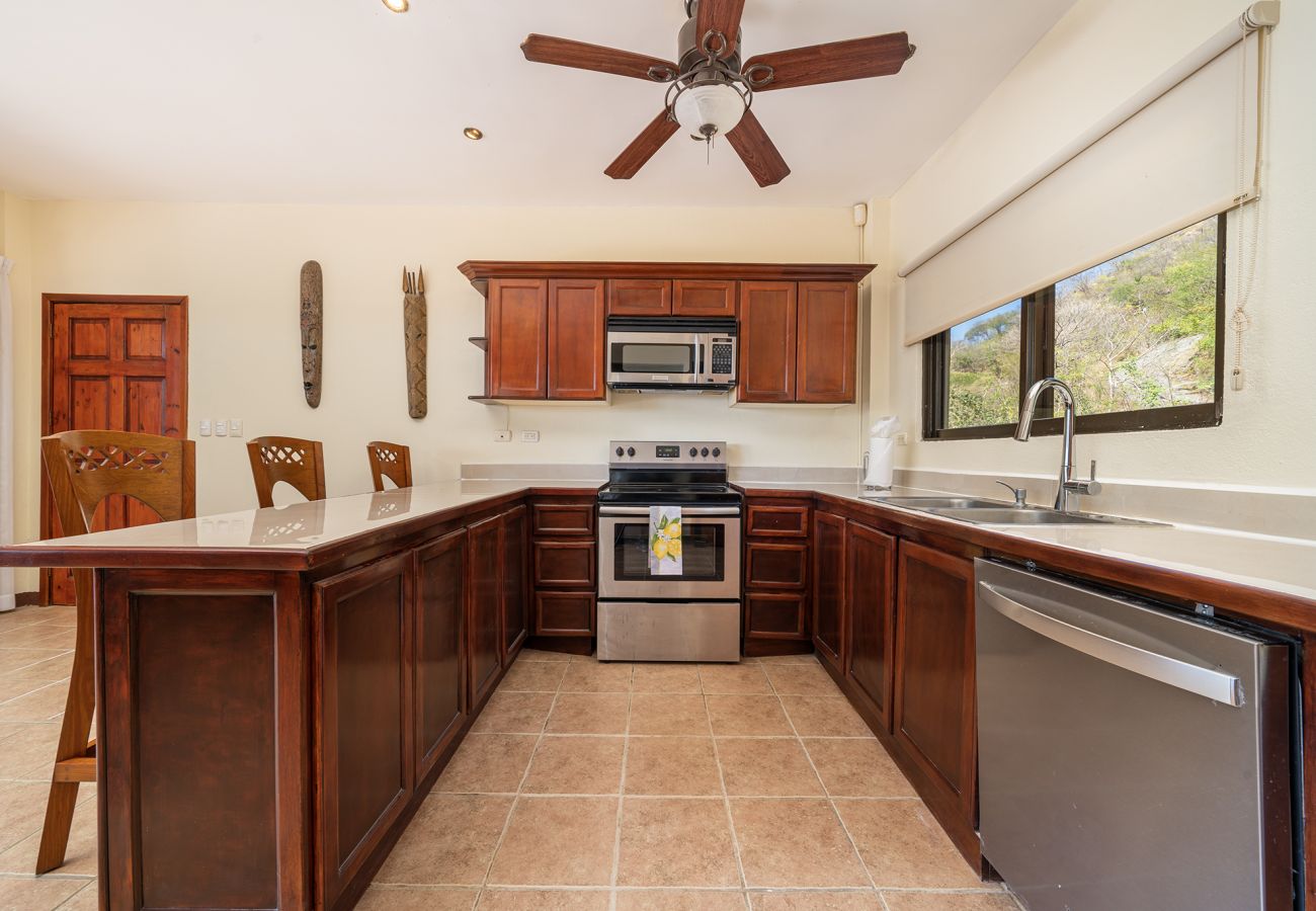Residencial en Potrero - Oceanview Condo with Pool, Near Playa Prieta, 2BR - Vida de la Paz 4