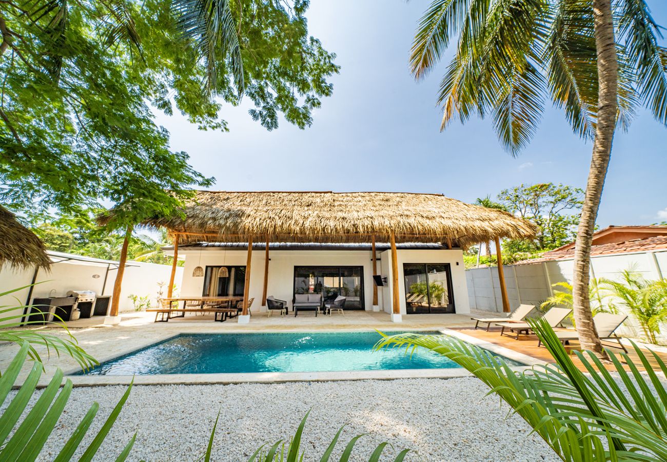 Casa en Potrero - Perfect Beach Holiday Stay | Pool | Casa Marzo