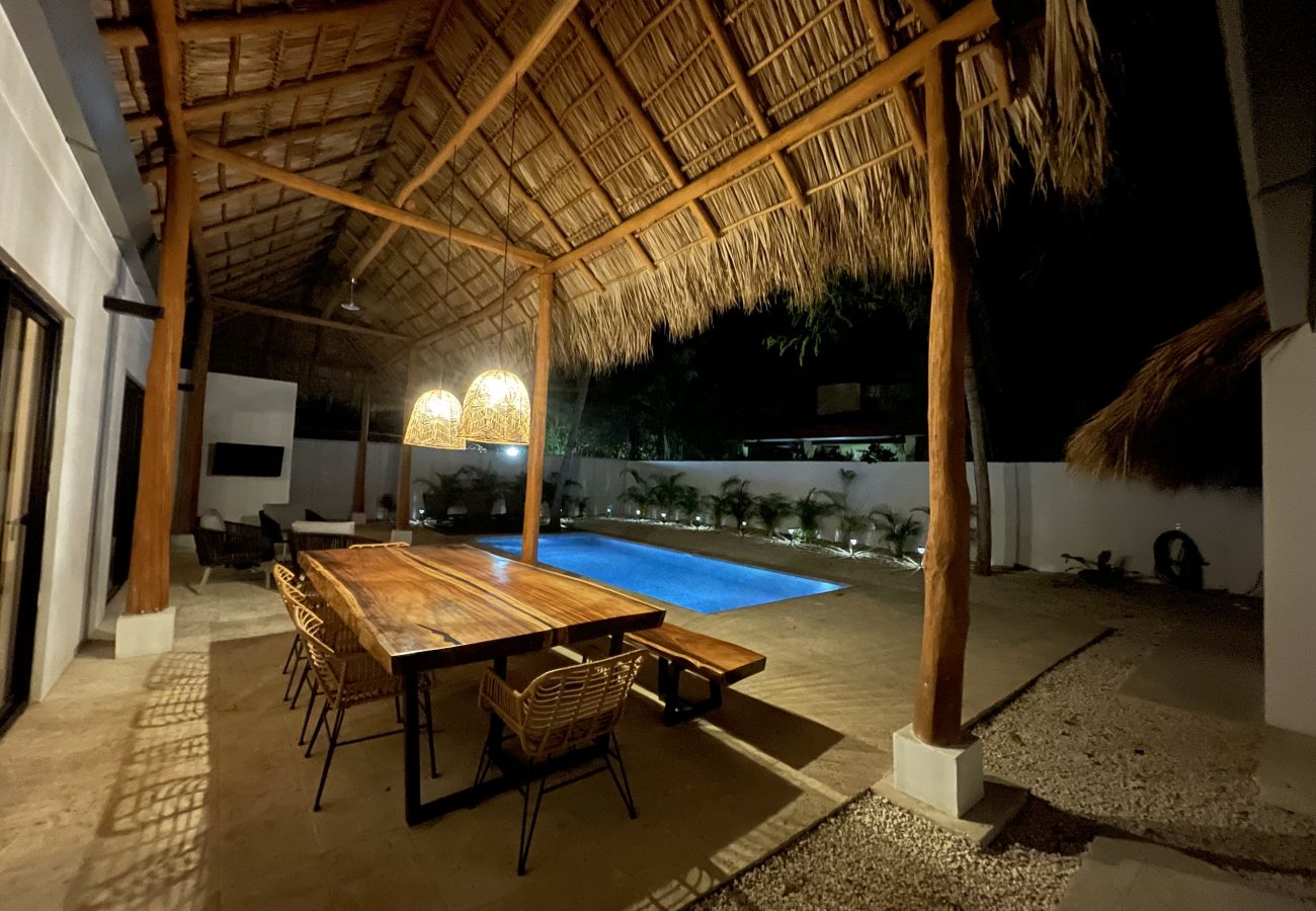 Casa en Potrero - Perfect Beach Holiday Stay | Pool | Casa Marzo