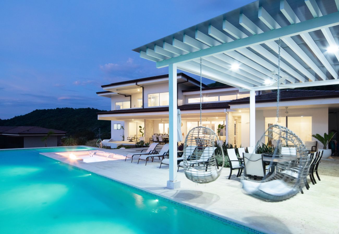 Casa en Playa Flamingo - 5BR home|Mar Vista|Ocean View, Pool, Deck|Fire Pit – Casa Ayla A