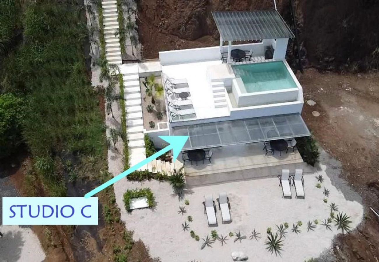 Estudio en Playa Flamingo - Playa Flamingo – new, cozy Ocean view Studio Ayla - C