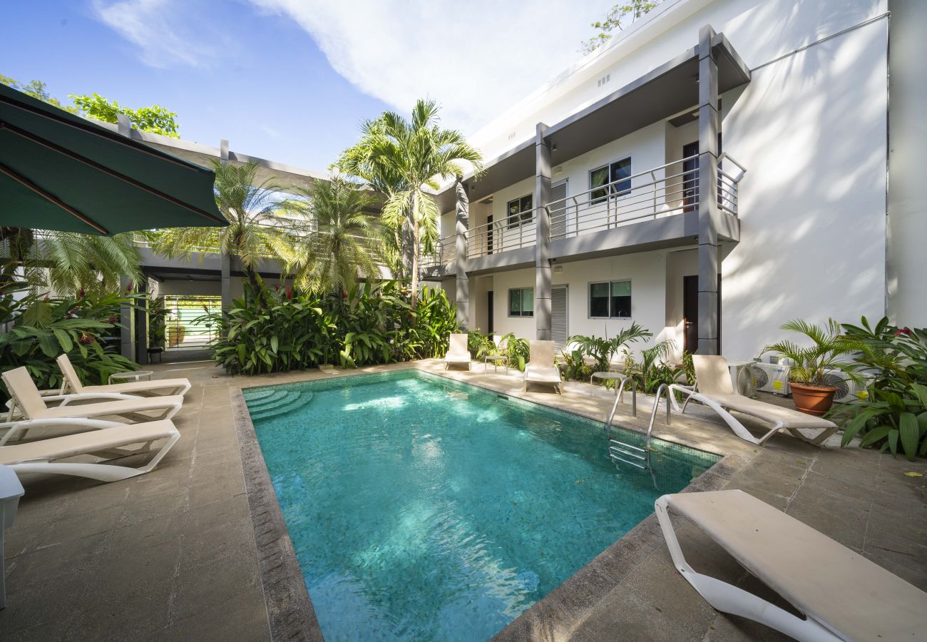 Residencial en Potrero - Modern 2BR/2BA Condo w| Proximity to Beach & Town - Casa Blanca 6